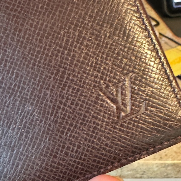 Louis Vuitton Long Brown Taiga Bi-Fold Wallet EUC - Picture 6 of 10